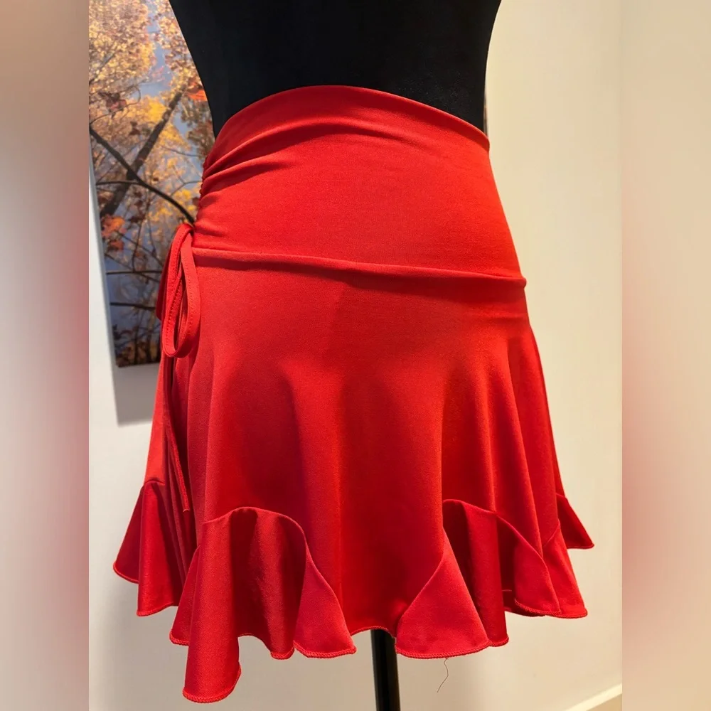 Red Ruffle Skort - Women - Picture 5 of 6